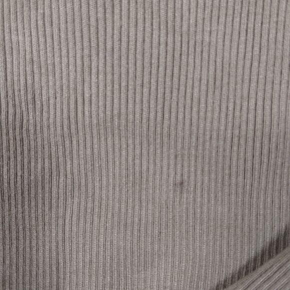 Guess Blouse Size Large Long Sleeve Fine Knit Gold and Light Brown Stripes - Picture 6 of 6